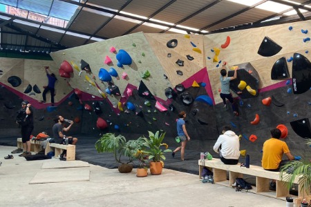 Bouldering in Bogotá - Team 1