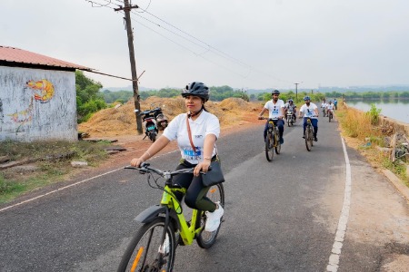 Bike tour in Goa - Team 1