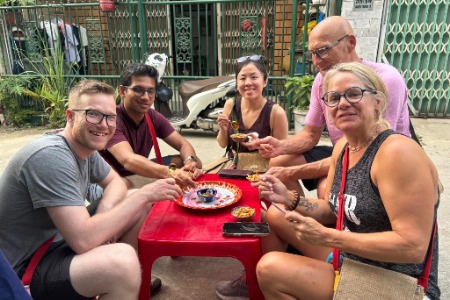 Food tour in Hoi An - Team 1