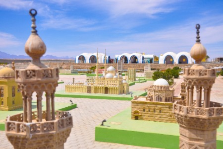 Mini Egypt park in Hurghada - Team 1