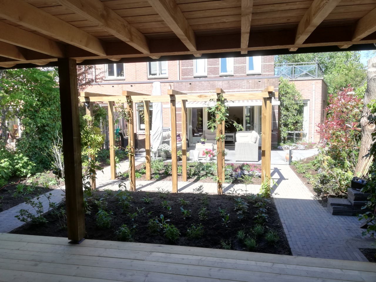 tuinaanleg veranda satter colonnade