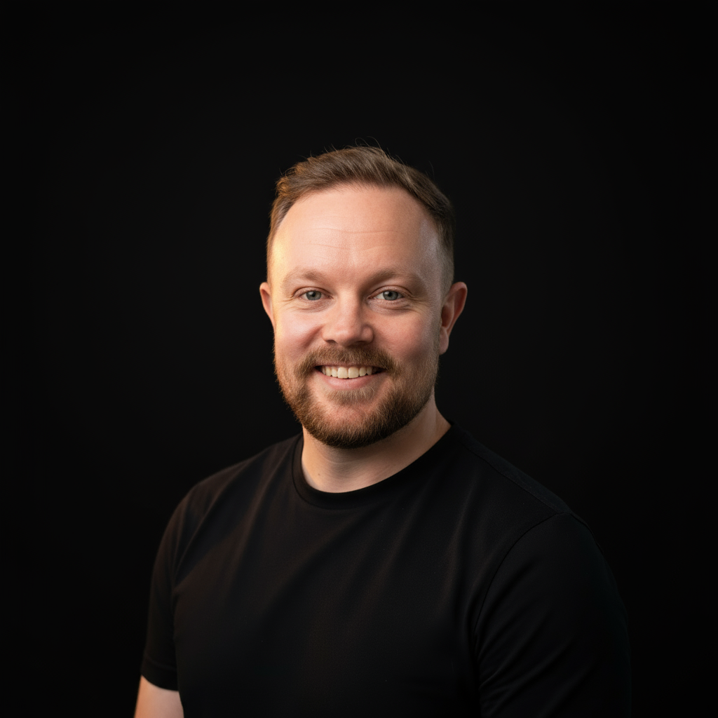 Dr Suzanne Smith headshot