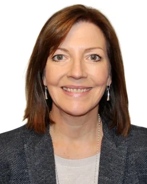 Catriona Dry headshot