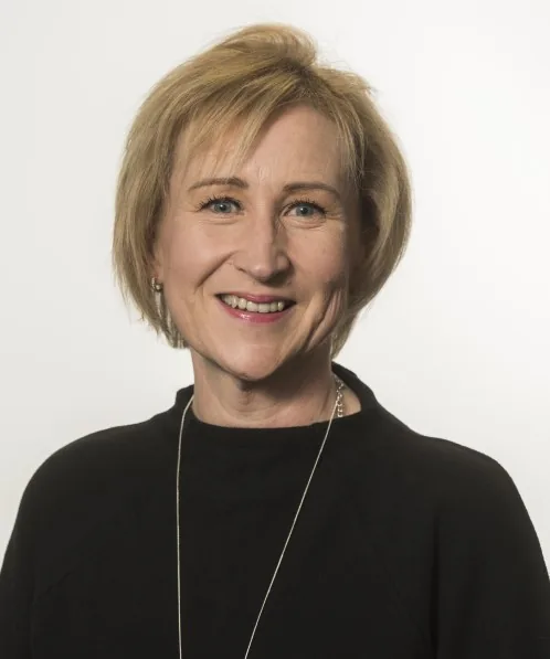 Anne Barnett headshot