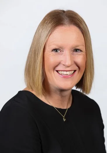 Catherine Douglas headshot