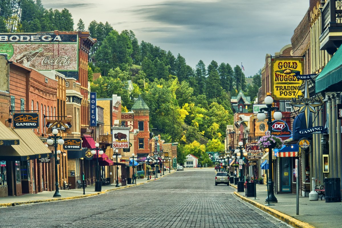 Deadwood is a city in South Dakota known for its gold rush history. Mount Moriah Cemetery has the graves of Wild West figures like Wild Bill Hickok and Calamity Jane.