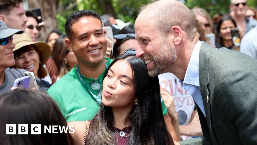 Selfies as William begins Brazil visit for environment prize