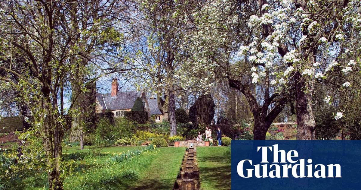 ‘Sustainable’ Cambridge busway will cause irreversible ecological harm, inquiry told