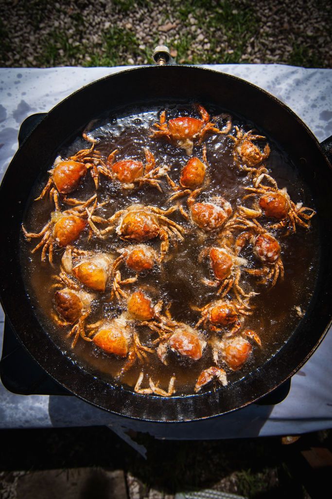 frying green crabs