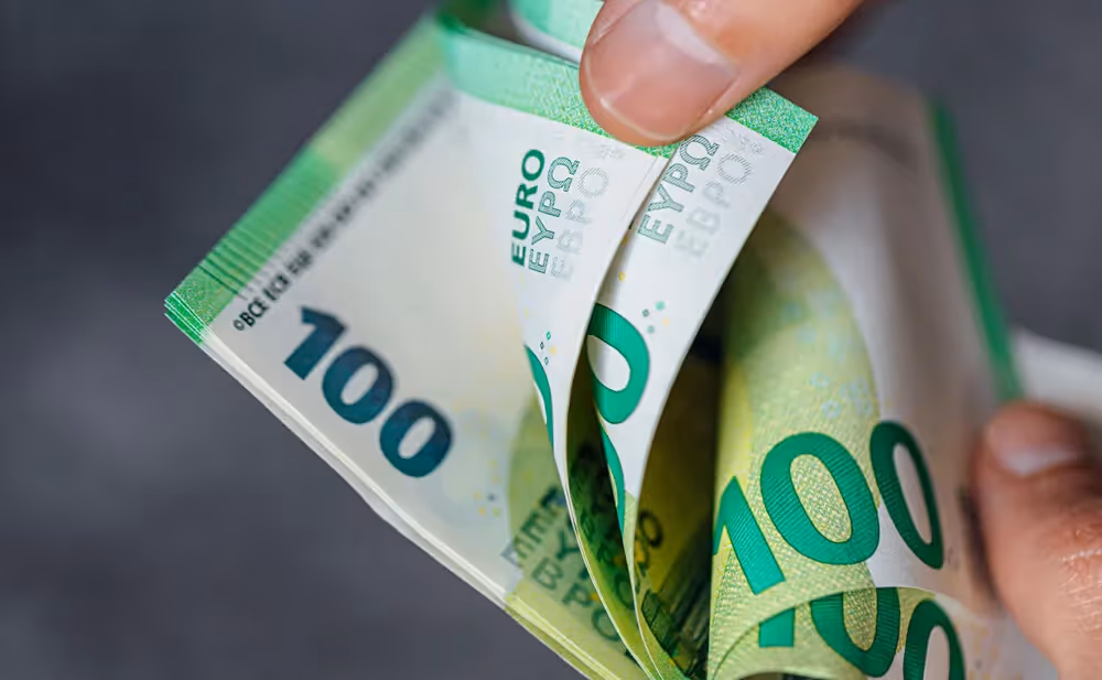 Skaidras naudas uzkrājumu deklarēšana | Smscredit.lv