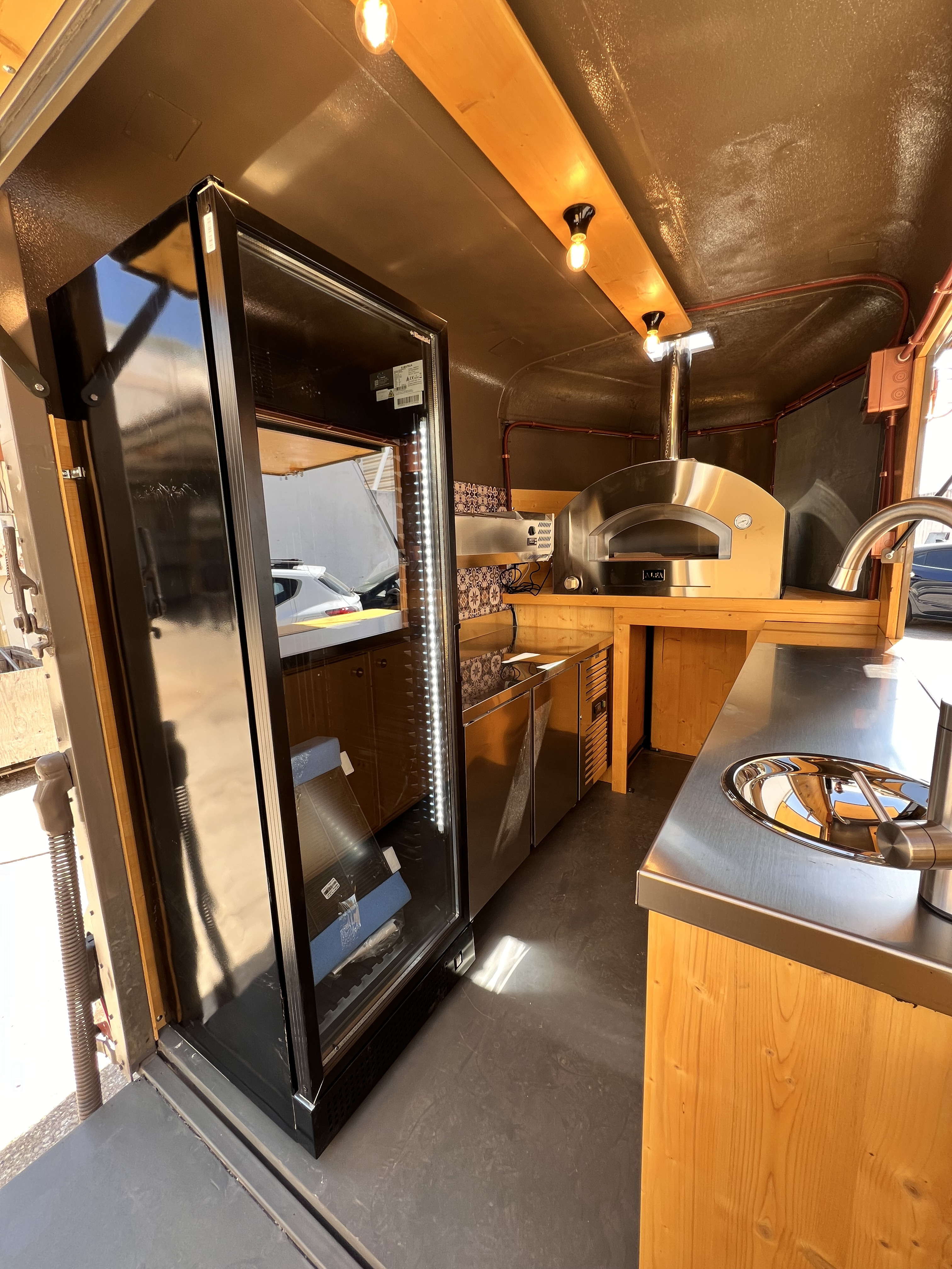 TRAILER WORKING IN GERMANY