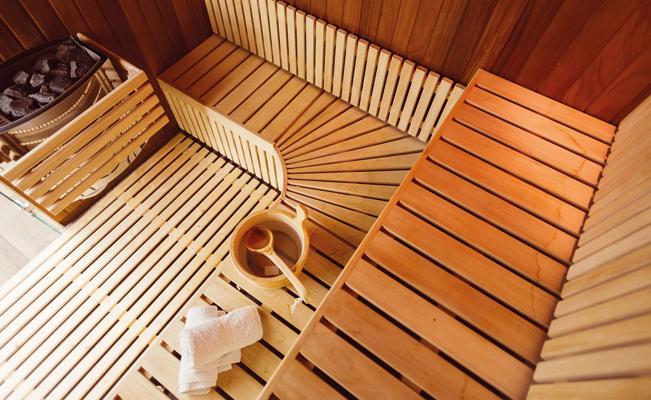 Wooden sauna room option