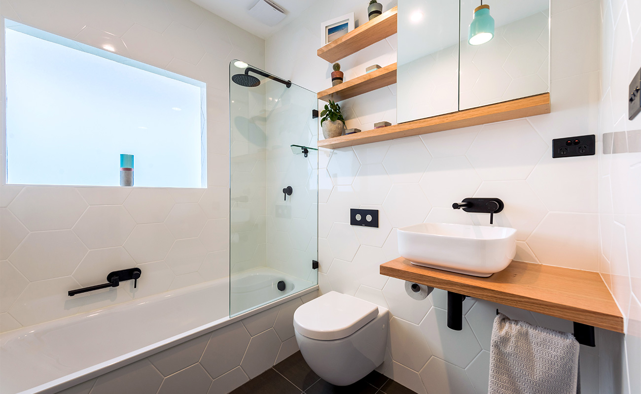 bath-tub-and-sink