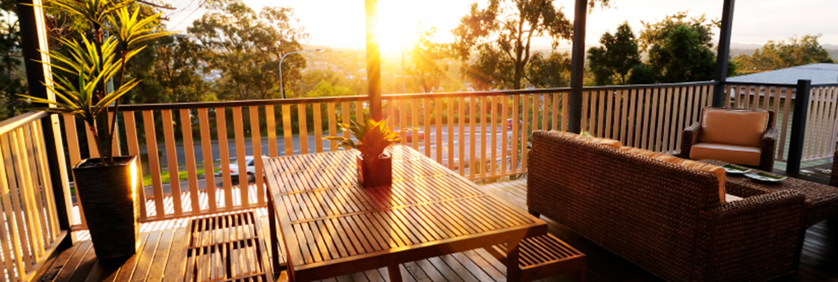 Enclosed deck area