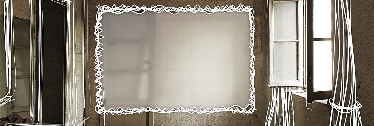Old room photo with drawings of the dreams for its renovation