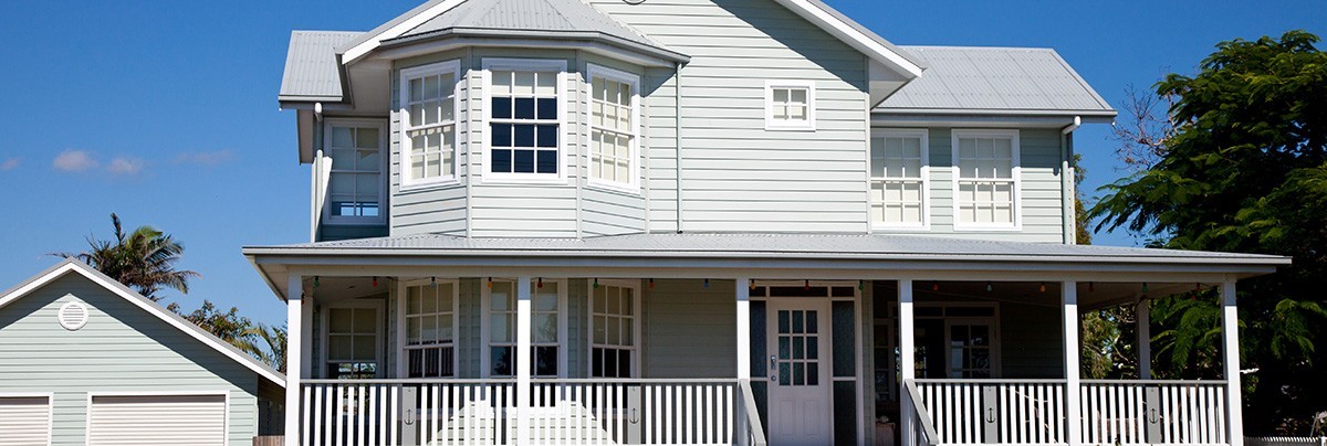 A Queen Anne Federation house in a sunny day