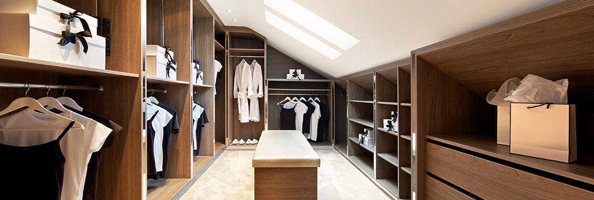 Walk in closet