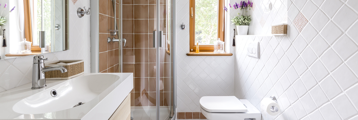 small bathroom designs UK