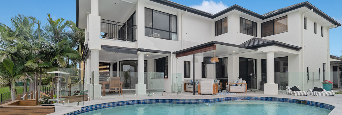 Tiling, paving, carpentry, electrical work, waterproofing, pool fencing, plastering, outdoor shower installation + more