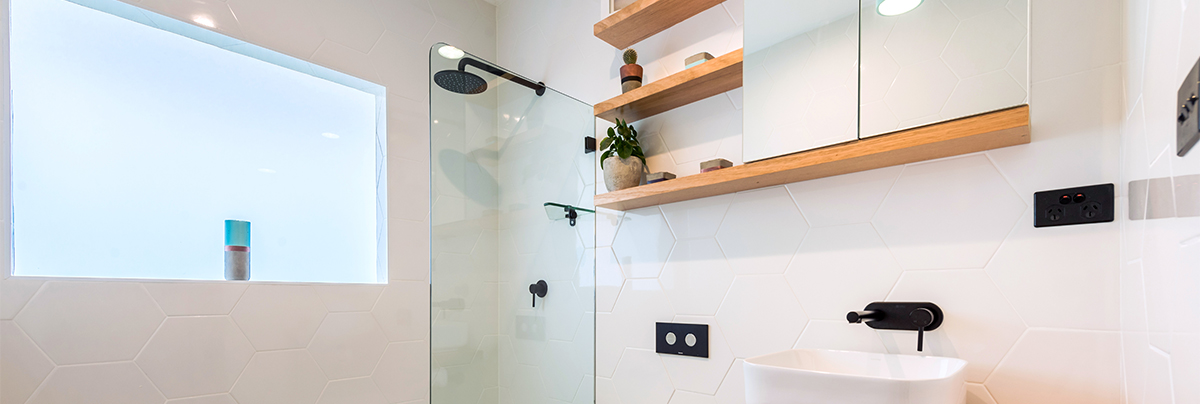 modern-white-bathroom
