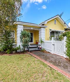 Recladding project in Bentleigh