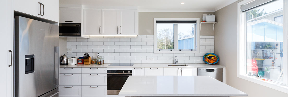 1940's Bach Renovation in Waitarere Beach, New Zealand