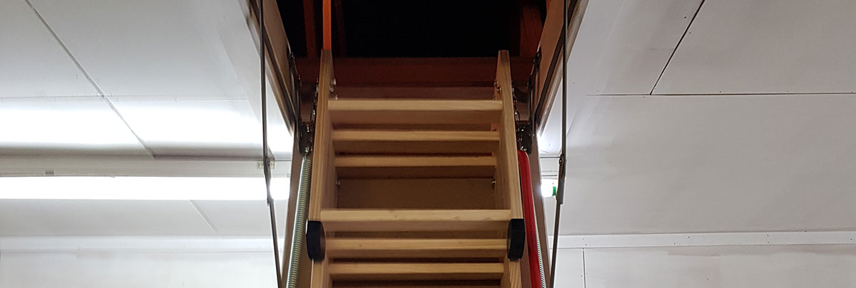 staircase to the garage ceiling