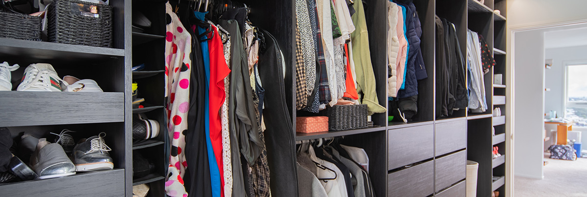 Working with a narrow floor area, this master ensuite and walk-in wardrobe have been completely transformed