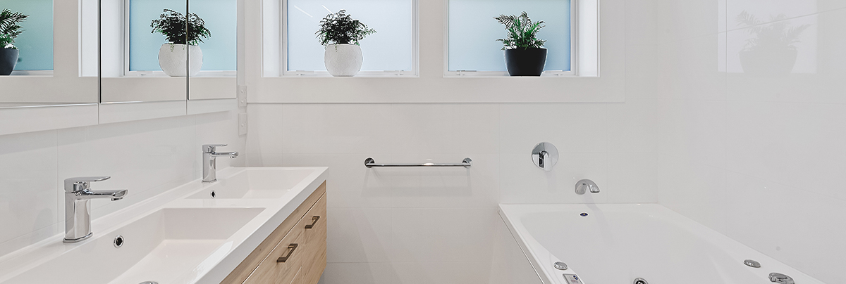 Renovation Specialist Lia Boersma helped these Wellington homeowners optimise their bathroom, laundry and home entranceway.