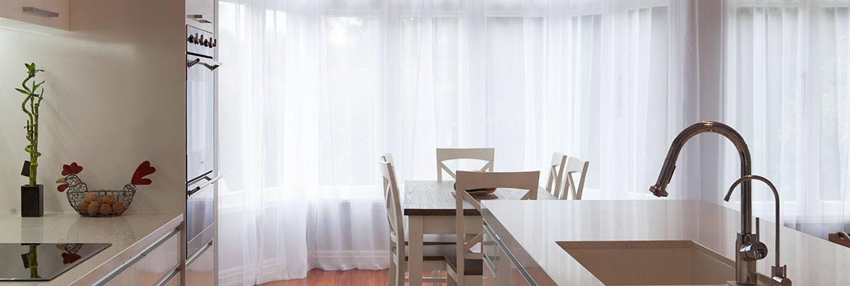 Open plan kitchen and dinning room