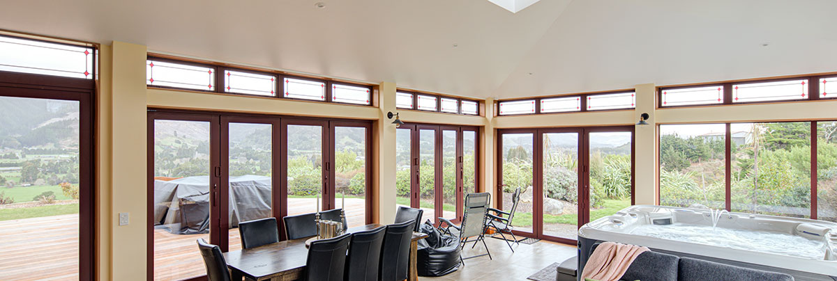 Spa pool enclosure renovation at a colonial villa in Rural Way, Wellington