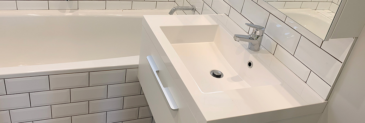 Renovation Specialist Steve Wang helped this homeowner to modernise her bathroom's layout.