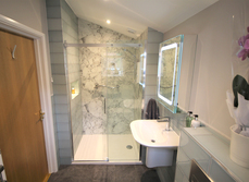 Tiled shower recess