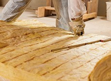 Cutting and installing insulation