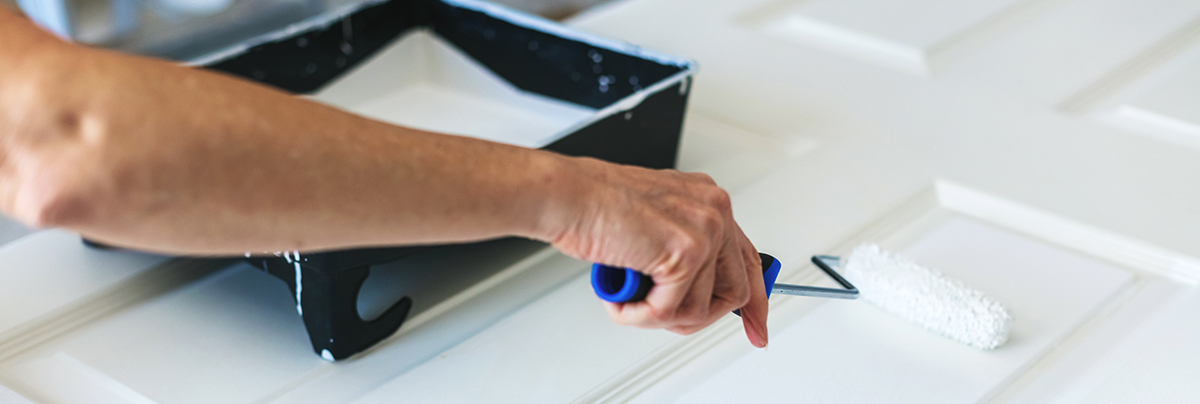 Transform your home from tired to contemporary with a painting renovation in The Woodlands, Houston.\n