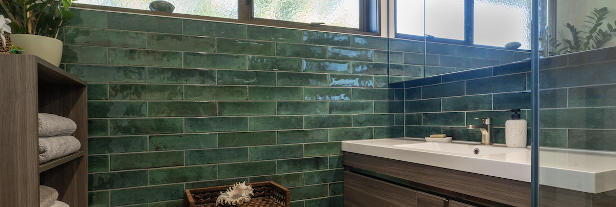 Transforming a 1980s Bathroom into a Haven of Tranquillity in Palmerston North, New Zealand