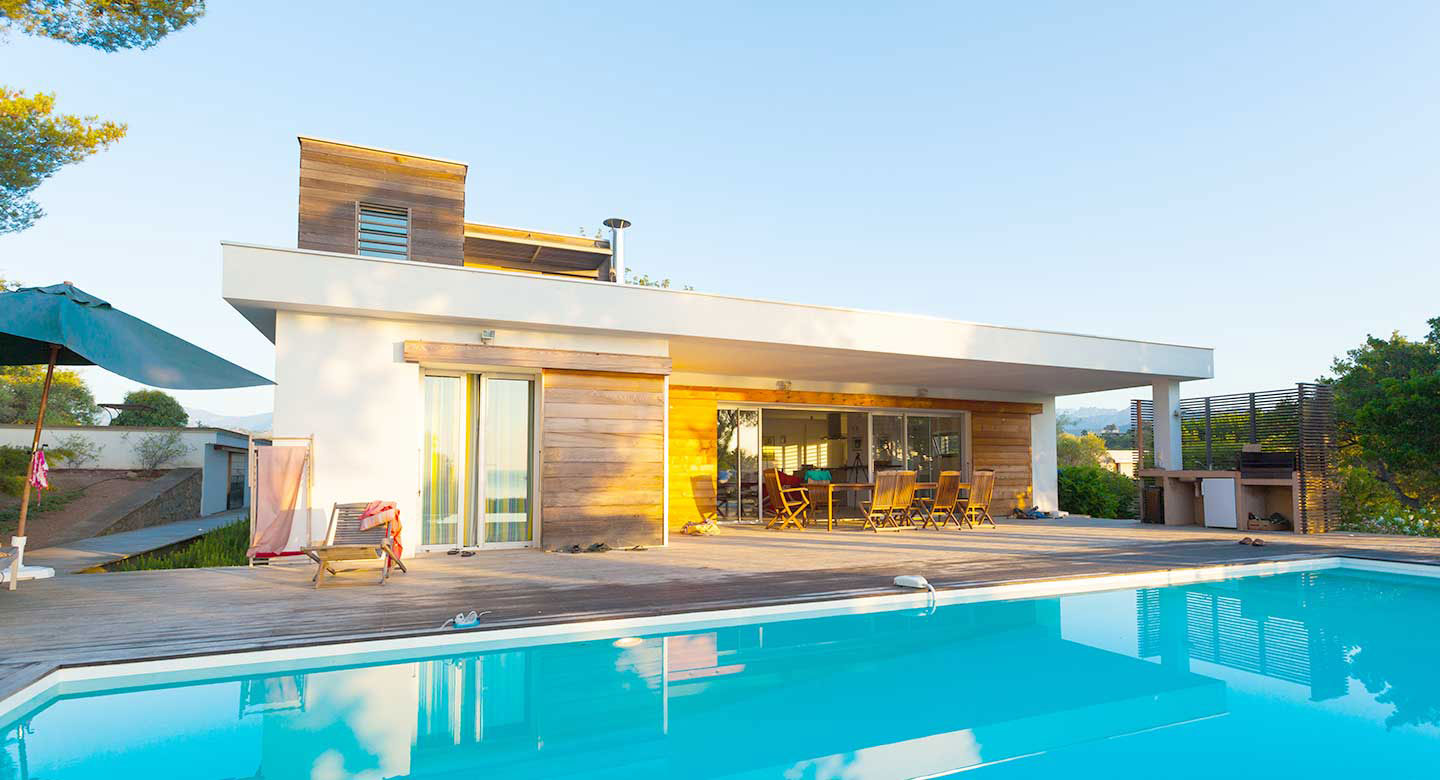 Specialists in Creating Indoor-Outdoor Flow