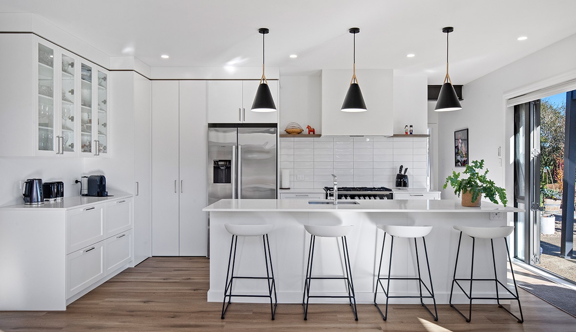 Renovating a Garage Produces Dramatic Results in Franklin, Auckland