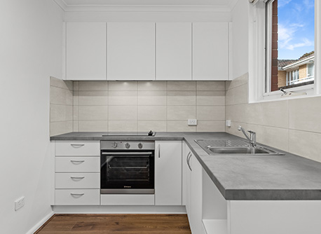white tile splashback