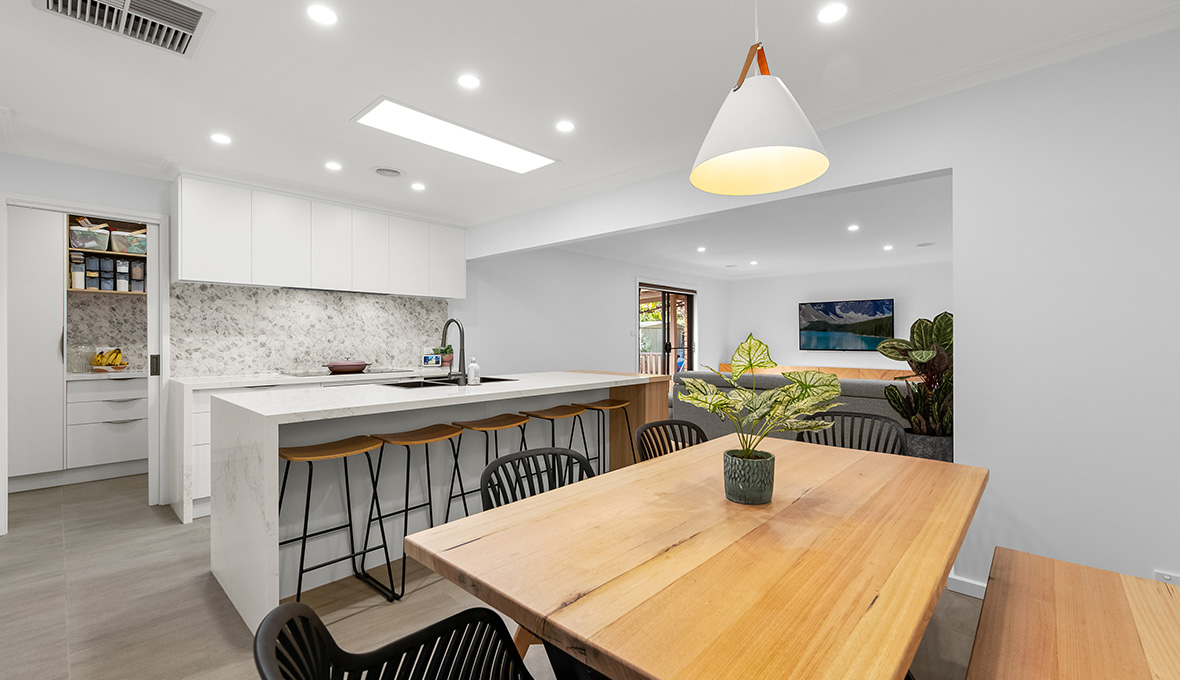 Kitchen with marble splashback