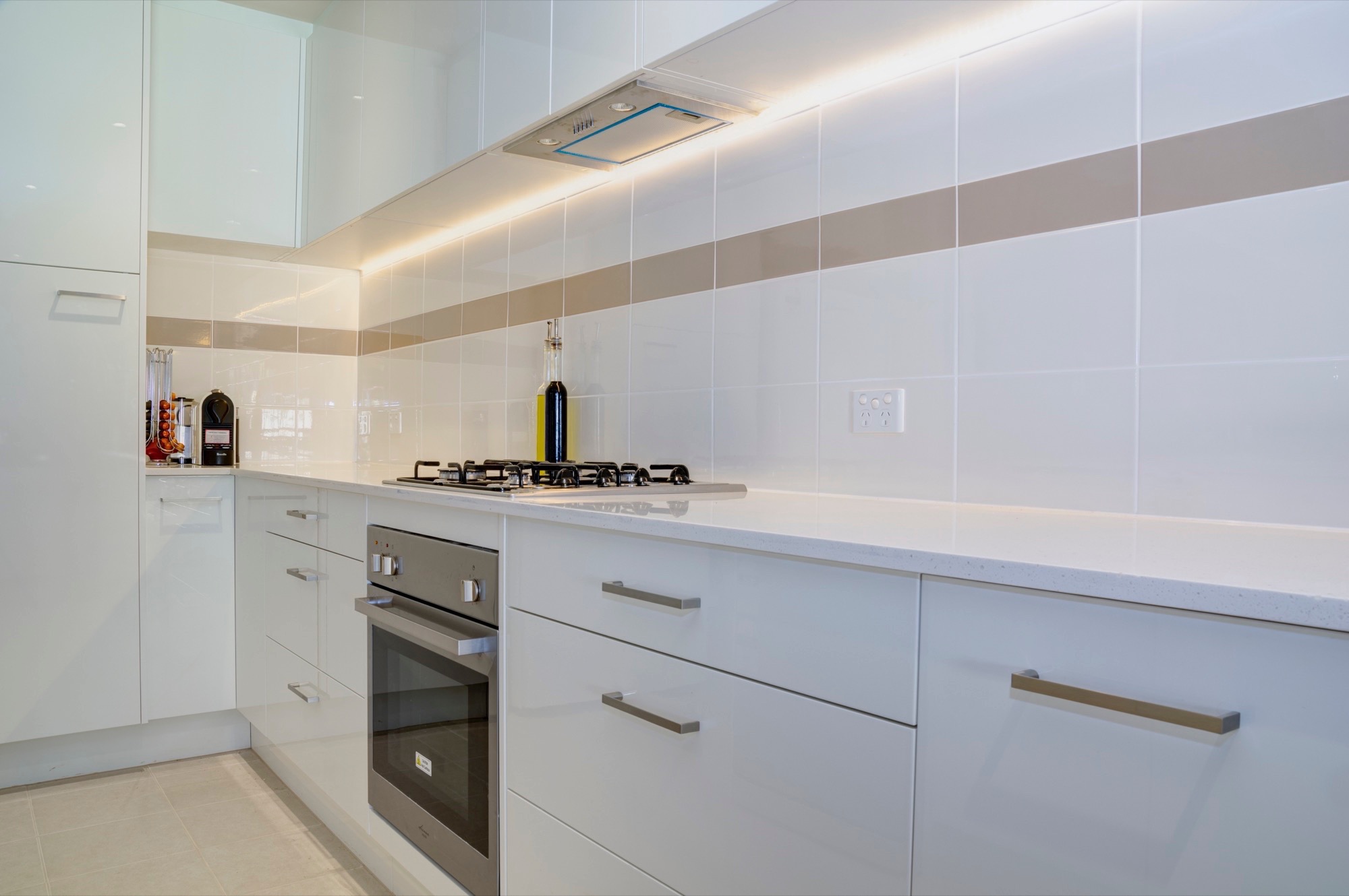 Underlit splashback in the kitchen