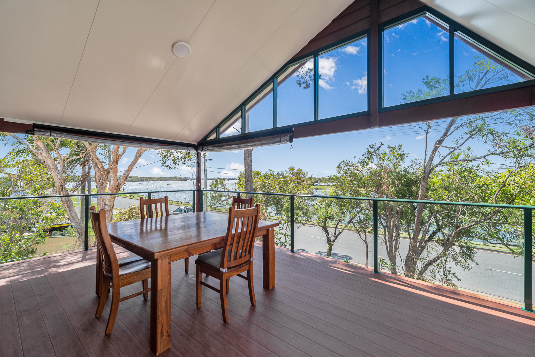Balcony with outdoor dining area