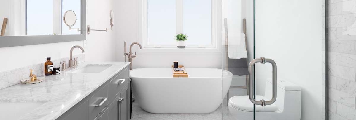 Clean open plan bathroom