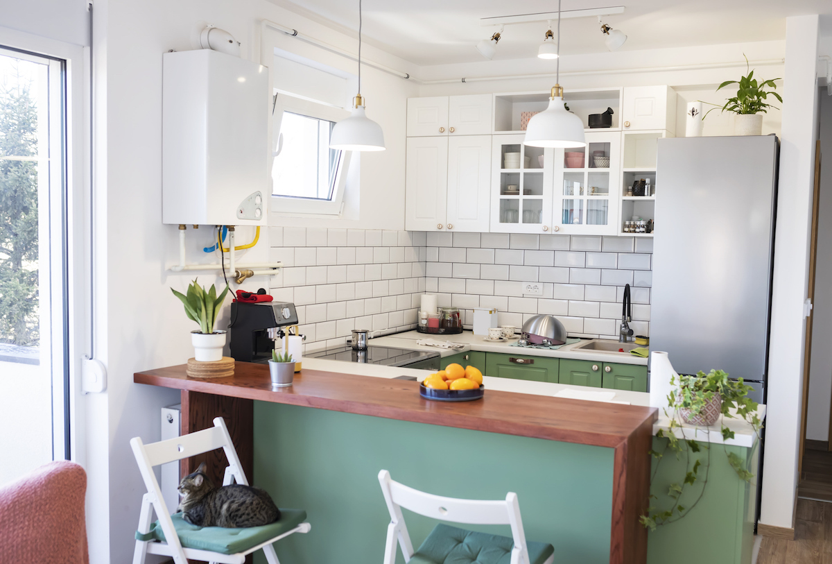 Kitchen with turquoise accents