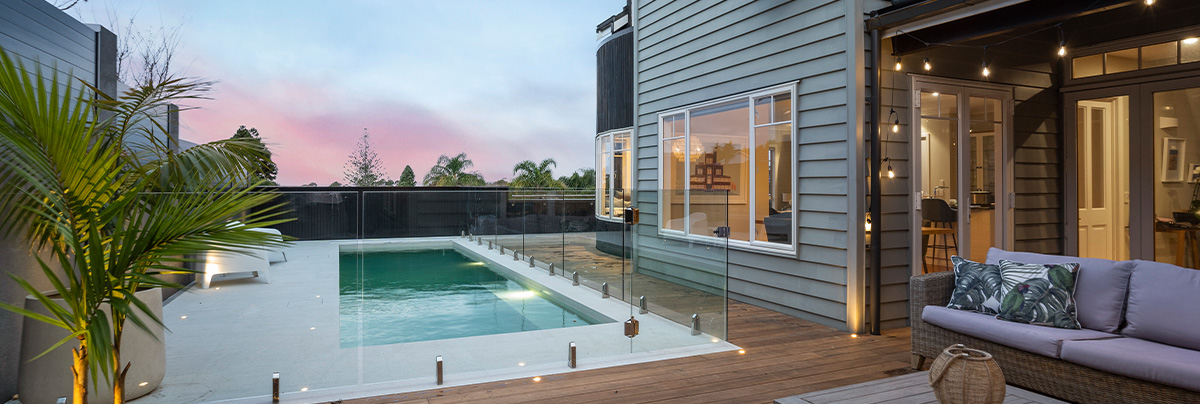 landscape design and build in Auckland Central with modern pool and decking