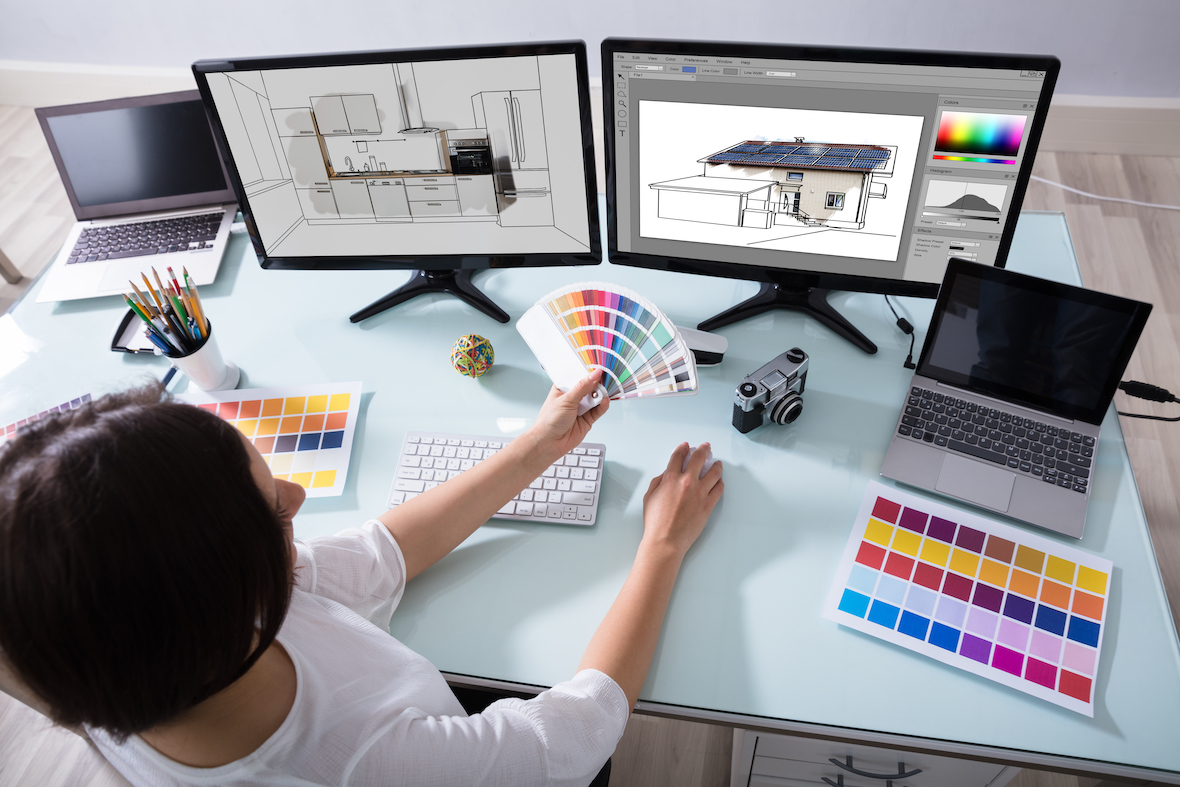 renovation consultant planning a renovation