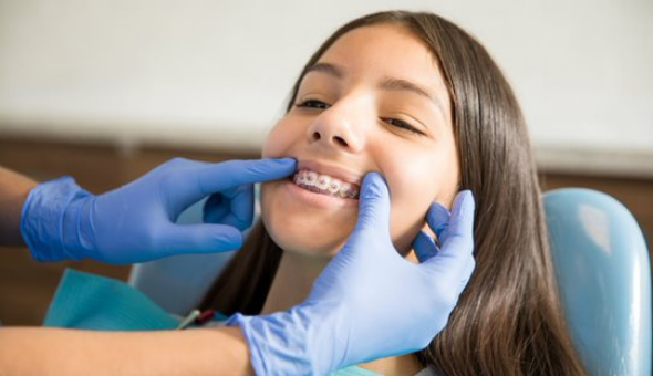 orthodontist patient smiling