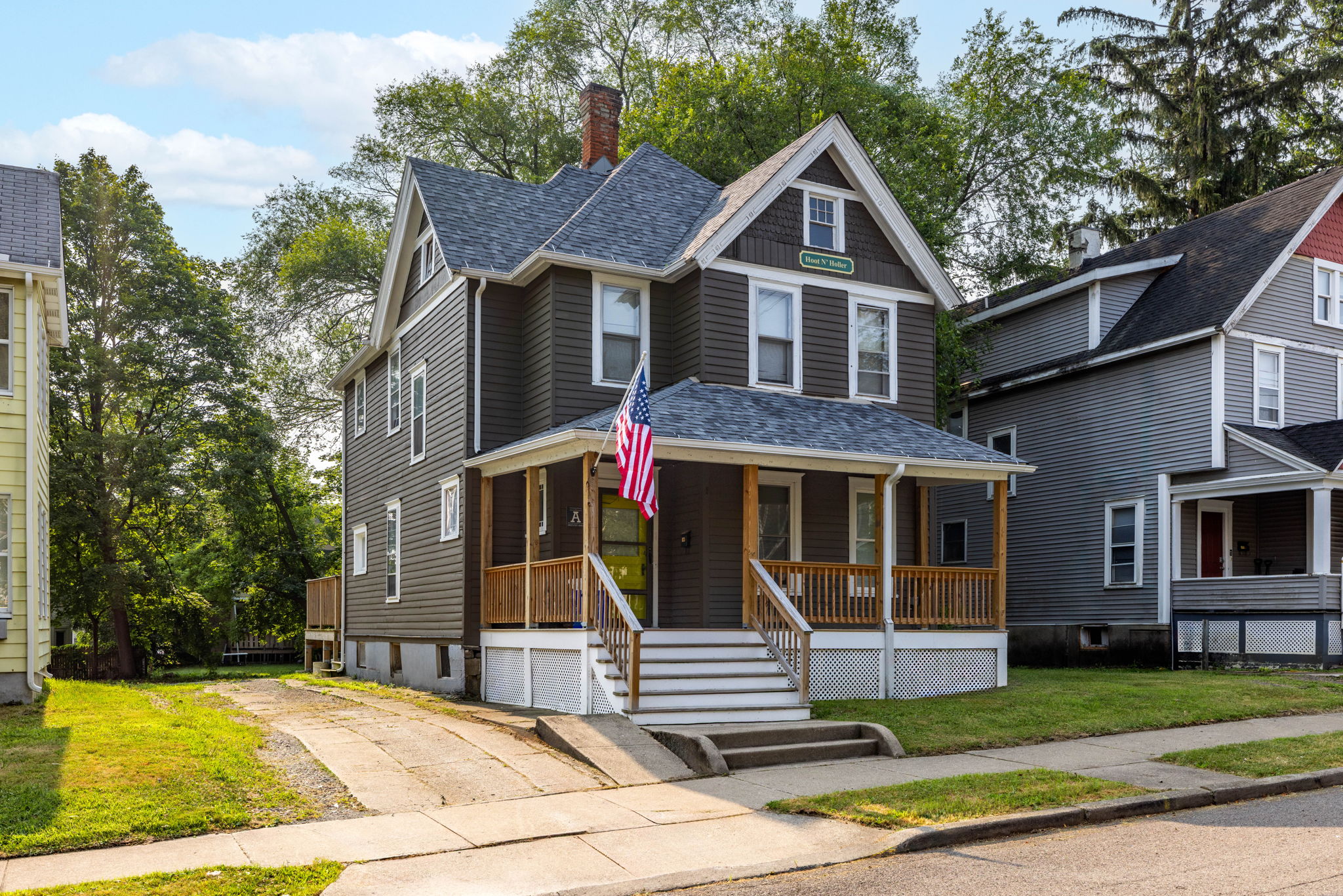 Exterior of an Amicus Walnut Street property near Binghamton