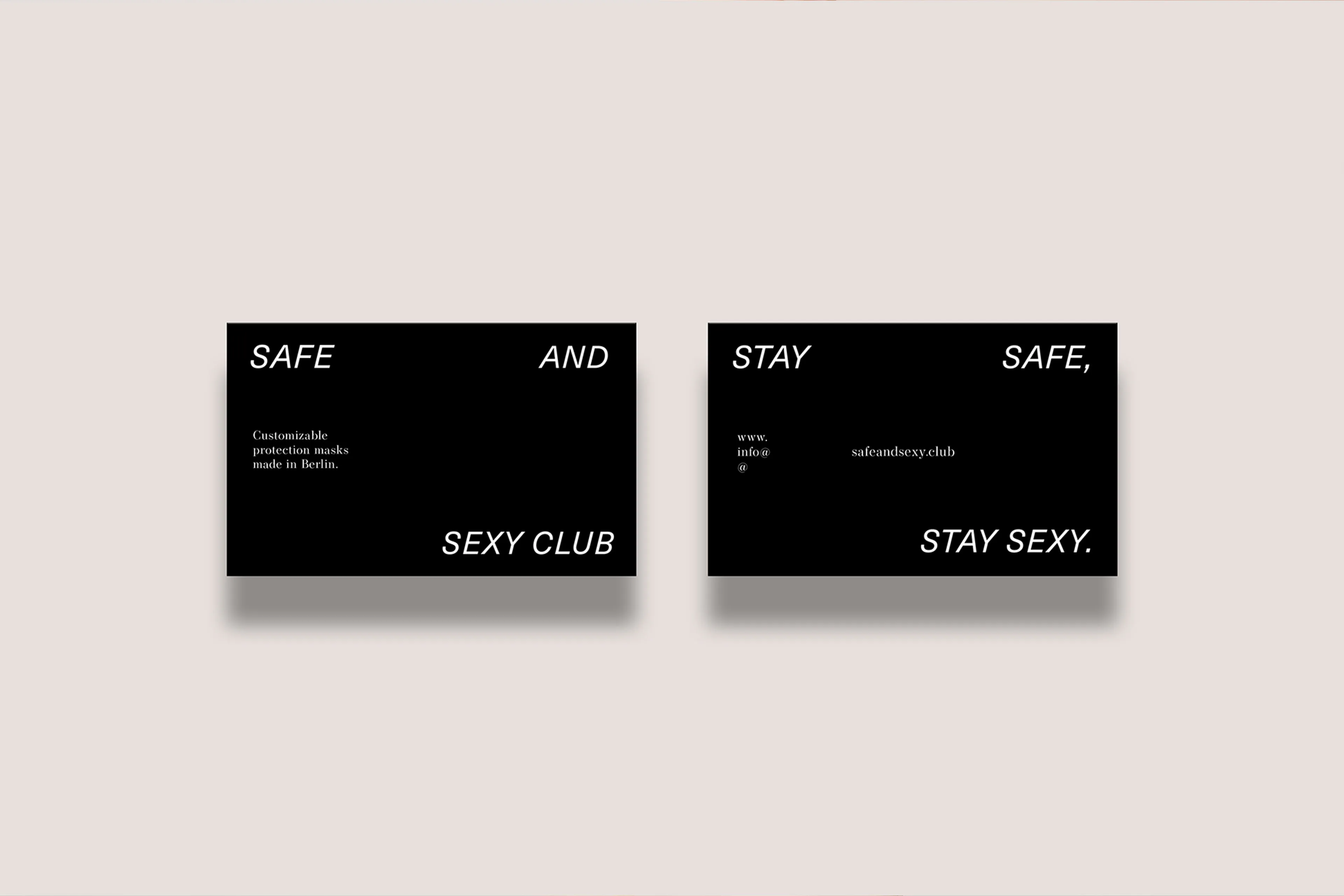 Mockup von Vorder- und Rückseite einer Visitenkarte im Corporate Design der Marke Safe and Sexy Club.