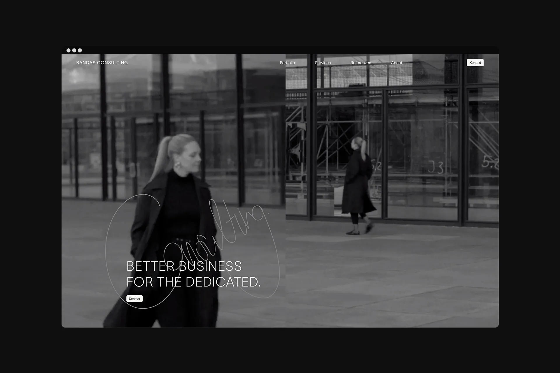 Mockup der Webseite von Bandas Consulting im Desktop Format mit zwei Fotos von Doreen Bandas